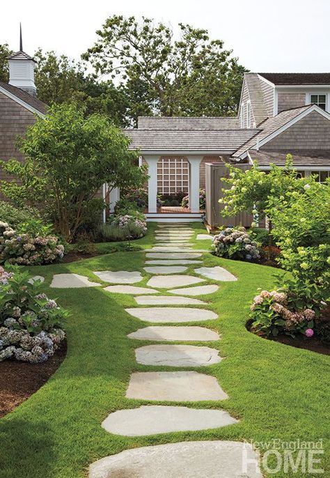 Arborvitae Hedge, Skyrocket Juniper, Front Yard Walkway, Stepping Stone Pathway, Walkway Landscaping, Front Walkway, Garden Walkway, Stone Path, Have Inspiration