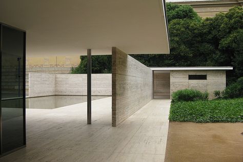 Barcelona Pavilion Mies van der Rohe back by Maarten Thewissen, via Flickr Mies Van Der Rohe Barcelona Pavilion, Mies Van Der Rohe Architecture, Barcelona Pavilion, Architecture Sketchbook, Ludwig Mies Van Der Rohe, Van Der Rohe, Mies Van Der Rohe, Sustainable Architecture, Beautiful Buildings