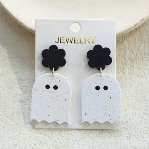 1pair Ladies' Cute Acrylic Halloween Ghost With Floral Embossed Polymer Clay Texture Festive Party Atmosphere Earrings Transparent Clay Earrings, Cute Halloween Clay Earrings, Halloween Wood Earrings, Polymer Clay Earrings Inspiration, Ghost Polymer Clay Earrings, Ghost Clay Earrings, Polymer Earrings Ideas, Polymer Clay Halloween Earrings, Simple Polymer Clay Earrings