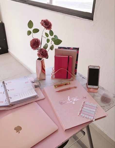 Pink Career Aesthetic, Pink Business Woman Aesthetic, Office Pink Aesthetic, Pink Corporate Aesthetic, Pink Boss Aesthetic, Pink Teacher Aesthetic, Girly Vibes Aesthetic, Pink Classroom Aesthetic, Desk Job Aesthetic