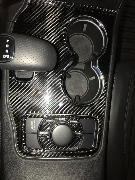 SRT JEEP CARBON FIBER INTERIOR Trackhawk Interior, Trackhawk Jeep Aesthetic, Jeep Trackhawk Wrapped, Jeep Trackhawk Interior, Track Hawk Jeep Black, Srt Jeep, Jeep Srt8, Jeep Grand Cherokee Trackhawk, Jeep Interiors