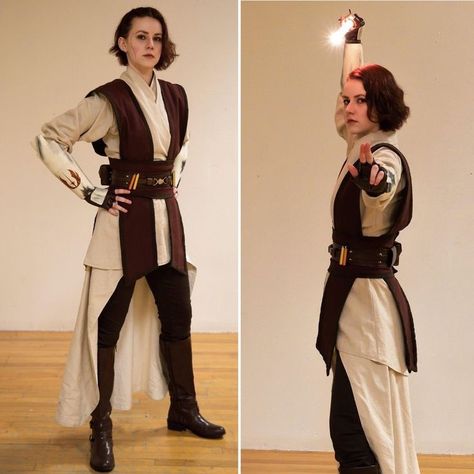 Female Jedi Robes, Oc Jedi, Jedi Robes, Female Jedi, Disfraz Star Wars, Burlesque Movie, Jedi Outfit, Jedi General, Jedi Robe