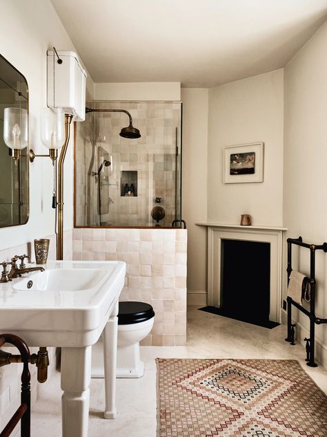 Anna Haines brings harmony to a former vicarage outside Bath | House & Garden Kitchen Reference, Wisteria Cottage, London Homes, France House, Light Wooden Floor, British Homes, Crittal Windows, Island Cottage, Victorian Floor Tiles