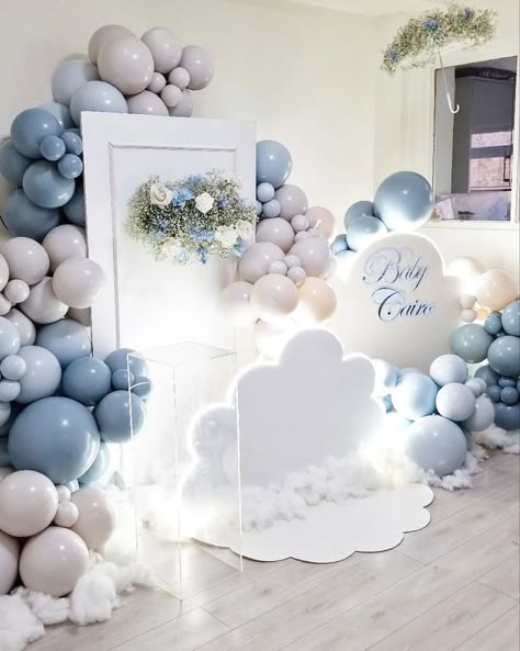 🤍 B A B Y C A I R O ' S D R E A M Y W E L C O M E H O M E 🤍 #cloudstheme #neon #babywelcomehome #babyboy #welcomehome #cloudballoons #… | Instagram Cloud Nine Balloon Arch, Cloud Birthday Party, Cloud Nine Balloon Garland, Cloud Nine Backdrop, Ballon Cloud Decoration, Cloud Theme Balloon Arch, Winter Baby, Cloud Baby Shower Theme, Elephant First Birthday