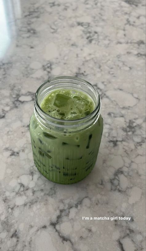 Matcha Caption, Sweet Cafe, Food Captions, Mint Green Aesthetic, Iced Matcha Latte, Iced Matcha, Fancy Drinks, Pretty Drinks, Mehndi Designs For Fingers