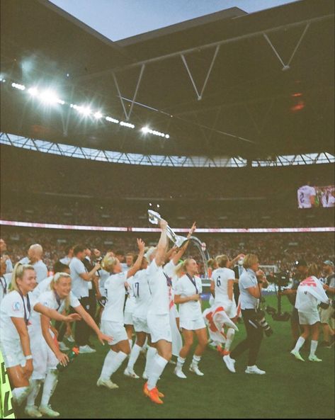 euros 22, england women, womens euros England Lionesses Aesthetic, Lionesses Football Aesthetic, England Womens Football Wallpaper, England Lionesses Wallpaper, Lionesses Football Wallpaper, Lionesses Wallpaper, Women Football Players, Lioness Football, Lionesses Football