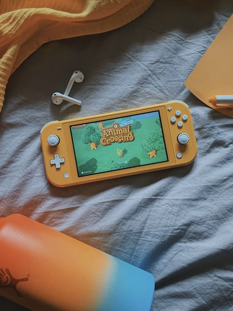 Aesthetic Switch, Nintendo Switch Black, Playing Animal Crossing, Nintendo Lite, Nintendo Switch Animal Crossing, Nintendo Switch System, Yellow Animals, Nintendo Switch Lite, Nintendo Eshop