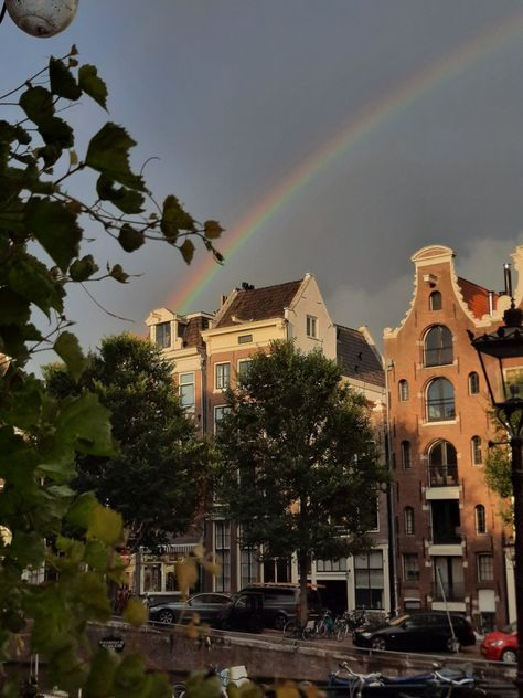 Rainy amsterdam, Amsterdam aestetic, rainbow in Amsterdam Amsterdam Rainy Day, Rainy Amsterdam, Day In Amsterdam, Amsterdam Trip, Rainy Day Aesthetic, Fav Place, Amsterdam Travel, City Aesthetic, Old City