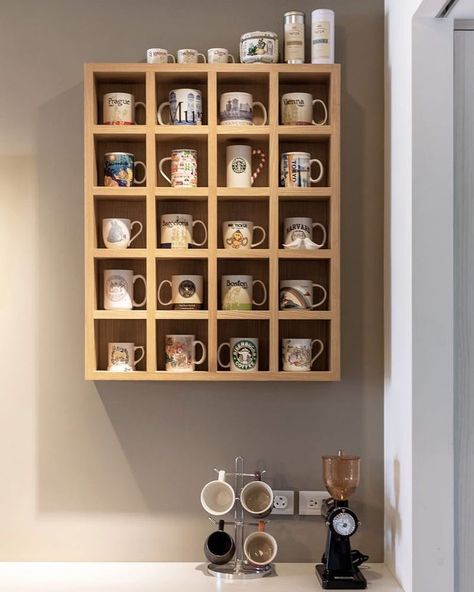 Mug Collection Display, Coffee Mug Shelf, Wooden Coffee Mug, Collection Display Shelves, Shelf Coffee Bar, Mug Shelf, Pipe Towel Rack, Coffee Rack, Shelf Wall Decor