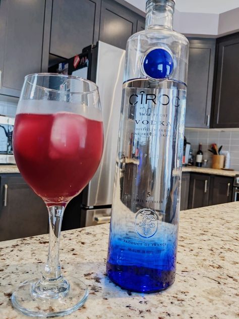 Ciroc Vodka Cranberry juice Sprite Cranberry Juice And Vodka, Vodka Cranberry, Ciroc Vodka, Cranberry Vodka, Liquor Drinks, Themed Drinks, Cranberry Juice, Fun Cocktails, My House