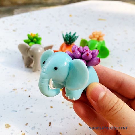 Cute Clay Elephant, Polymer Clay Elephant, Clay Elephant, Clay Activity, Air Clay, Sculpey Clay, Diy Ceramic, Clay Inspiration, Polymer Clay Animals