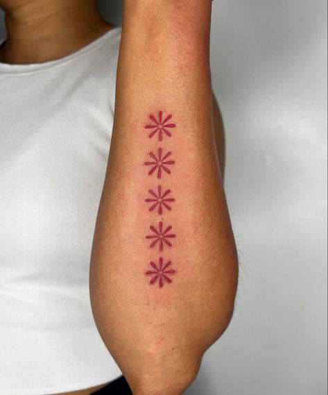 Mexican Inspo Tattoo, Traditional Spanish Tattoo, Delicate Mexican Tattoo, Red Spiritual Tattoo, Divine Feminine Rib Tattoo, Red Ink Sun Tattoo, American Traditional Tattoo Ideas, Traditional Tattoo Ideas, Funky Tattoos