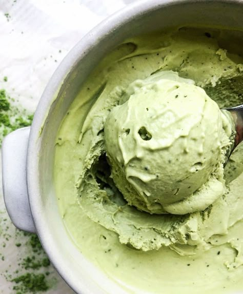 Matcha Nice Cream, Matcha Ice Cream Recipe, Coconut Whipped Cream Recipe, Ice Cream Dairy Free, Matcha Tea Recipes, Non Dairy Ice Cream, Matcha Coconut, Sweet Matcha, Ice Cream Smoothie