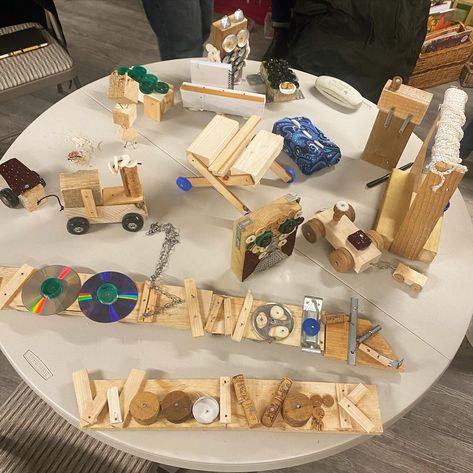 Thank you for coming to this amazing training at Cosy HQ 🔨 The buzz and bang was fantastic 🎉 Do you have woodwork area in your setting? Leave us a comment below 👇 Thank you @petemoorhouse #woodwork #woodworkwithchildren #eyfs#earlyyears #eyfswoodwork #eyfsideas Eyfs Woodwork Area, Woodwork Early Years, Nursery Activities, March 21, Toddler Room, Thank You For Coming, Early Years, Classroom Ideas, Bangs