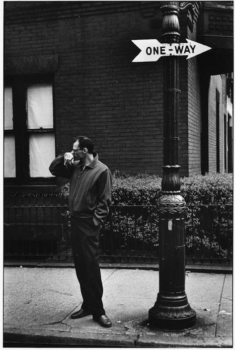 Elliott Erwitt Photography Collection: Brooklyn, New York Champagne Arrangement, Eliot Erwitt, Vivian Mayer, Elliott Erwitt Photography, Elliot Erwitt, Render People, Arthur Miller, Saul Leiter, Elliott Erwitt