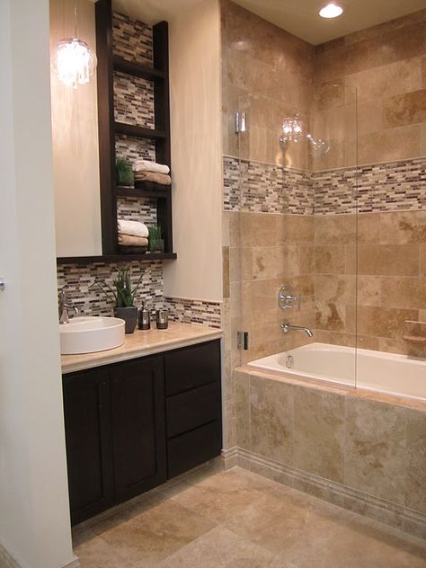 #travertine and stone glass mixed #mosaic #bathroom Makeover Kamar Mandi, Bilik Air, Mosaic Bathroom, Luxury Tile, Bathroom Tub, Bathroom Tile Designs, Bathroom Remodel Shower, Bad Design, Dream Bathrooms