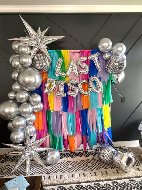 Disco Photo Backdrop, Disco Theme Bachelorette Party, Theme Bachelorette Party, Disco Theme Party, Prom Backdrops, Bachelorette Party Photo, Homecoming Themes, Last Disco, 21st Bday Ideas