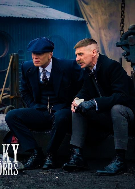 Peaky Blinders Thomas And Arthur Shelby, Tommy And Arthur Shelby, Arthur Shelby Wallpaper, Paul Anderson Peaky Blinders, Tom Shelby, Cillian Murphy Tommy Shelby, Arthur Shelby, Shelby Brothers, Vintage Suit Men