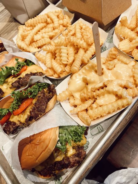 Shake shack 🍔🍟 Shake Shack, Perfect Life