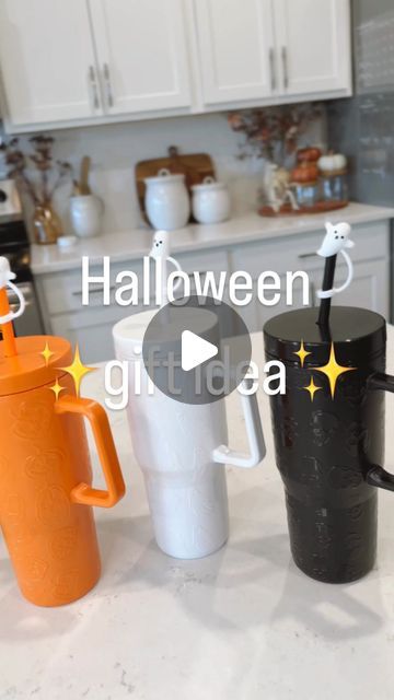 Elaina Zinke on Instagram: "I love a good themed gift and this Halloween one is just TOO good! And super easy for a friend, coworker, teacher, or neighbor! 👻🎃💀 Comment GIFT to get links to what we used (including these $6 tumblers!)   **Also linked in my LTK (in my bio) under “Halloween Gift”  #halloweengift #halloweengiftideas #ghosttumbler #easygiftidea #halloween #halloweenideas #walmartfinds #targetfinds #halloweenhacks #readyforhalloween #spookyseason #momhacks" Halloween Gift Ideas For Teachers, Halloween Gifts For Daycare Teachers, Halloween Gift For Daycare Teacher, Halloween Teacher Gifts Ideas, Halloween Present For Teacher, Casual Halloween T-shirt For Gift, Halloween Tumbler Ideas, Halloween Daycare Teacher Shirts, Halloween Teacher Gifts