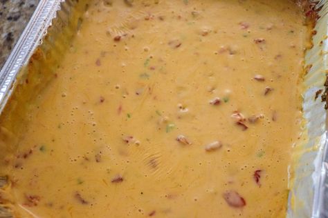 Easy Oven Queso Dip, Best Queso Dip, Easy Queso Dip, Best Queso, Easy Queso, Queso Dip Recipe, Super Bowl Snacks, Food Tiktok, Queso Dip Recipes