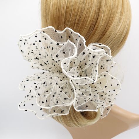 Tulle Scrunchies, Diy Couture, Saturday Sunday, Hair Piece, Hair Accessory, Fine Hair, Accessories Shop, Hair Ties, Hair Ideas