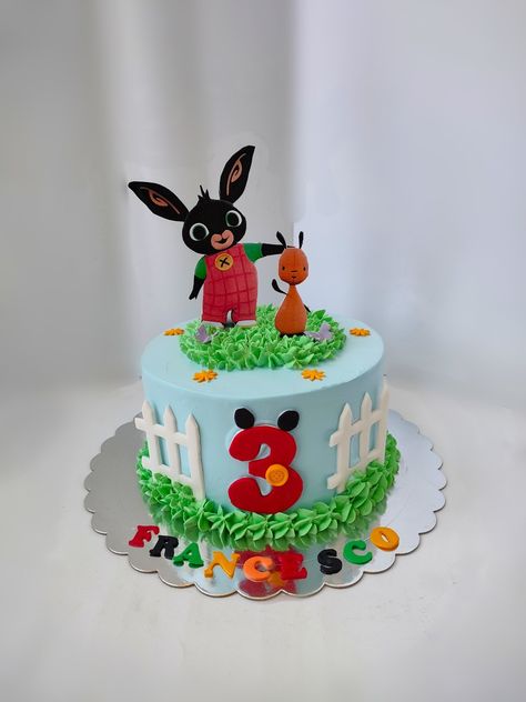 Tort Bing, Bing Birthday Cake, Bing Bunny Cake, Bing Cake, Xare, Bing Bunny, Toddler Birthday Cakes, Daycare Design, 1 Year Birthday