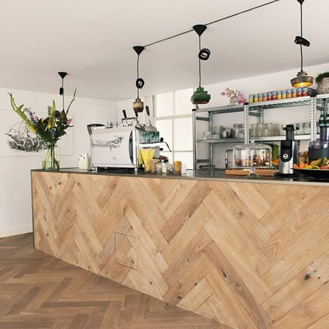 Wooden Kitchen Floor, Cafe Counter, Coffee Shop Interior Design, Herringbone Wood, Wood Kitchen Island, Coffee Shops Interior, Kitchen Island With Seating, Counter Design, Modern Restaurant