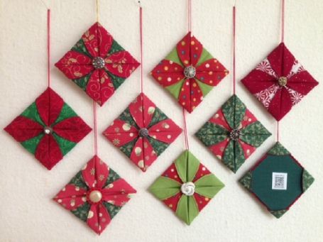 Origami Folded Fabric Ornaments | Through The Eyes Of A Quilter Origami Christmas Ornament, Sewn Christmas Ornaments, Origami Ornaments, Origami Ball, Folding Origami, Folded Fabric Ornaments, Folded Fabric, Christmas Origami, Quilted Christmas Ornaments