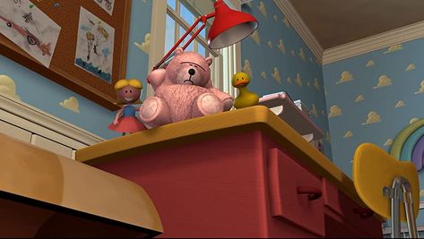 John Lasseter, Toy Story 1995, Staff Meeting, Disney Secrets, Pixar Characters, Disney Fun Facts, Toy Story 3, Pink Teddy Bear, Disney Facts