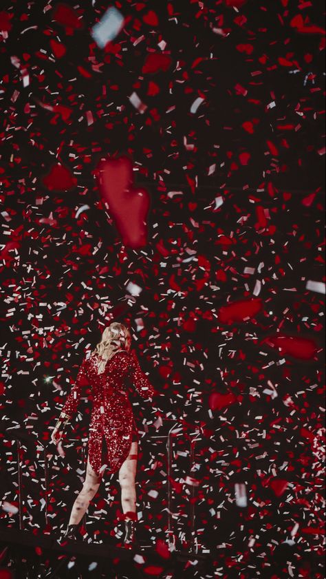 Taylor Swift Red Tour Wallpaper, Red Era Taylor Swift Aesthetic, Taylor Swift Red Tour Aesthetic, Taylor Swift Red Era Aesthetic Wallpaper, Red Taylor Aesthetic, Red Taylor Wallpaper, Red Taylor Swift Background, Taylor Swift Red Era Aesthetic, Red Taylor Swift Aesthetic Wallpaper