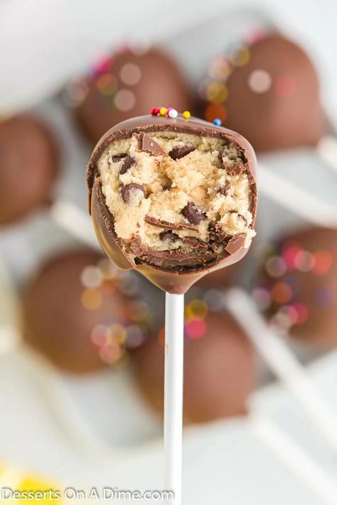 Cookie Dough Cake Pops Cake Pops Recipe Healthy, Chocolate Chip Cookie Cake Pops, Cookie Dough Cake Pops Recipe, Chocolate Chip Cake Pops Recipe, Cookie Pops How To Make, Chocolate Chip Cake Pops, Cake Pucks Recipe, Sugar Cookie Cake Pops, Cookies And Cream Cake Pops