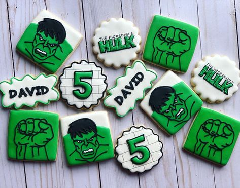 Hulk Cookies, Hulk Smash Party, Hulk Theme Party, Hulk Birthday Cakes, Hulk Birthday Parties, Cookies Decorated With Royal Icing, Hulk Party, Marvel Birthday Party, Hulk Birthday