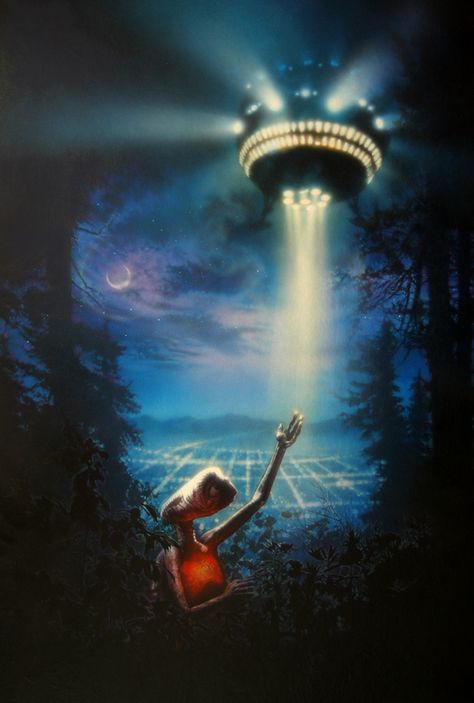 Drew Struzan, Et The Extra Terrestrial, Legend Drawing, Extra Terrestrial, Alternative Movie Posters, Cult Movies, Movie Poster Art, Family Movies, Sci Fi Art