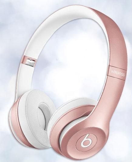 Beats Solo 2 Wireless headphones now come in rose gold! Gold Everything, Beats Solo, Headphones Bluetooth, Beats By Dre, Iphone Accessories, Electronics Projects, Beats Headphones, Coque Iphone, Wireless Headphones