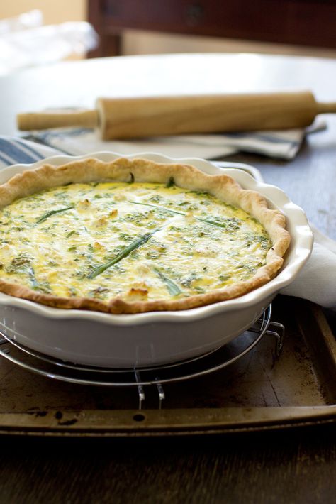 Three Cheese Asparagus Quiche Make Ahead Quiche, Dill Slaw, Pork Mole, Cheese Asparagus, Apple French Toast Casserole, Easy Breakfast Burritos, Cheese Quiche Recipe, Asparagus Quiche, Breakfast Enchiladas