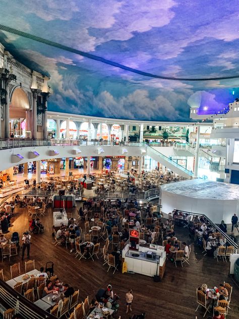 #trafford #traffordcentre #foodcourt #food #shoppingcentre #shopping #people #eating #lunch #dinner #resturant #sky #clouds #skyceiling #manyfacesofeve #photography #photo #manyfacesofeve #manchester #manchestershopping #manchestershoppingcentre Trafford Centre Aesthetic, Manchester Shopping Centre, Trafford Centre, Pc Aesthetic, Manifesting 2024, Manchester University, Sky Ceiling, People Eating, Food Court