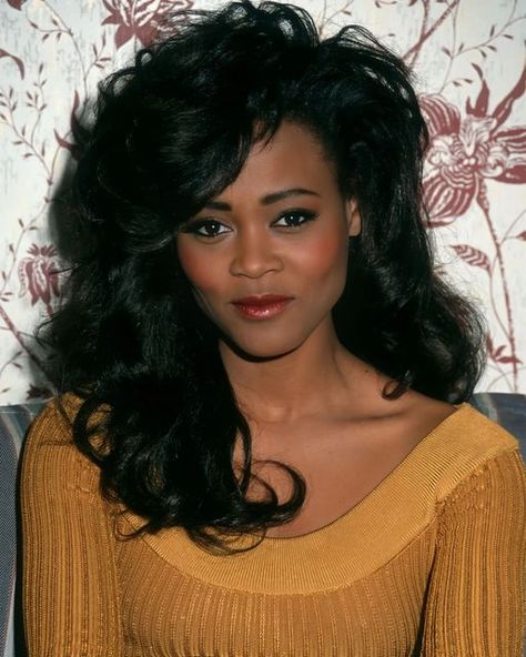 #1 Source for Black Women! on Instagram: "Robin Givens at NATO-ShoWest Convention (1991)." 80s Makeup And Hair, Young Hairstyles, 80s Beauty, 80s Wig, 70s Black Women, Robin Givens, 80s Makeup, 80s Hair, Black Actresses