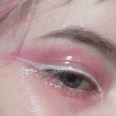 glossy/blissful OCD Festival Make Up, Glossy Makeup, Ethereal Makeup, Fairy Makeup, Kesha, Editorial Makeup, روتين العناية بالبشرة, Pretty Makeup, Creative Makeup