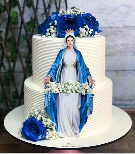 WORLDS CAKE INFLUENCER on Instagram: “DIVINE & BEAUTIFUL 😍😍😍 ________ CREDIT @repocreativa  YAAYY OR NAAYY?  ALL RIGHTS RESERVED TO THE RESPECTIVE OWNERS  _________…” Virgin Mary Birthday, Cake For Mother, Mother Birthday Cake, Mary Cake, Mary Birthday, Religious Cakes, Cake And Cupcake Stand, Creative Cake Decorating, Cake Decorating Designs