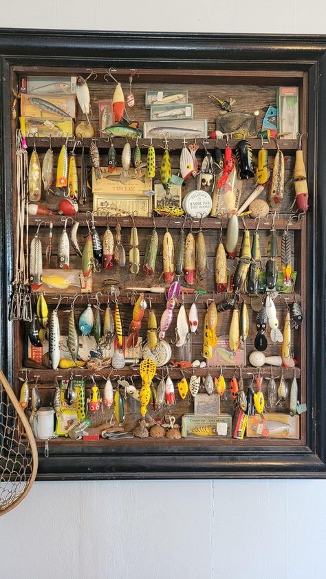 Peg Board Fishing Tackle, Fishing Lure Display Ideas, Old Fishing Lures Display Ideas, Lure Display, Fishing Lure Display, Fly Fishing Display, How To Display Old Fishing Lures, Fishing Tackle Room, Fishing Man Cave