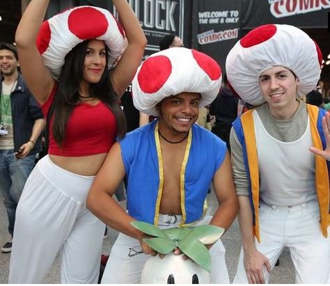 Toad costumes Toad Costume Diy Women, Toadette Cosplay, Toad Mario Costume, Toad Cosplay, Princess Peach Costume Diy, Mario Costumes, Toad Mario, Toad Costume, Princess Peach Costume