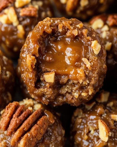 Indulge in the rich, buttery flavors of Gooey Caramel Pecan Pie Balls; perfect bite-sized dessert with a crunch! #Desserts #Baking #Caramel #PecanPie #SweetTreat Caramel Bounties, Pecan Pie Balls Recipe Simple, Rolo Dessert Recipes, Carmel Pecan Pie, Caramel Cobbler, Rolo Dessert, Pecan Pie Truffles, Pecan Pie Balls, Pecan Treats