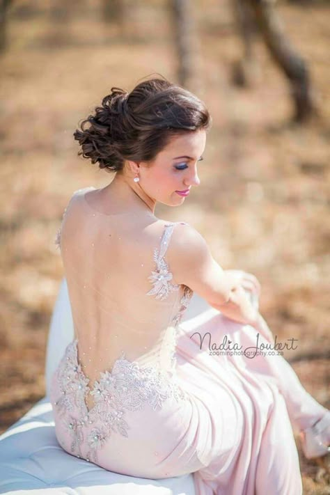 Matric farewell photography Single Prom Poses Picture Ideas, Matrick Fairwell Photoshoot, Matric Farewell Photo Ideas, Studio Prom Photography, Matric Dance Poses, Prom Poses Ideas, Matric Dance Photoshoot Ideas, Individual Prom Picture Ideas, Matric Farewell Photoshoot Ideas