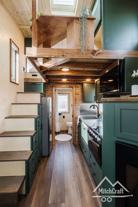 Tiny House Design Interior, Best Tiny House Designs, Tiny Home Trailer, Inside Tiny Houses, Cute Tiny House, Tiny Home Floorplan, Timbercraft Tiny Homes, Tiny Home Designs, Tiny Living Space