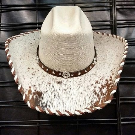 Hair on hide laced bling cowgirl hat with brown speckle hide, size 7 Gowgirl Hats, Womens Cowboy Hat Shapes, Cowgirl Hat Brown, Cowboy Hats For Women Western Style, Western Cowgirl Hats, Womens Cowgirl Hat, Cute Western Hats, Hair Styles For Cowboy Hats Cowgirl, Cute Country Hats