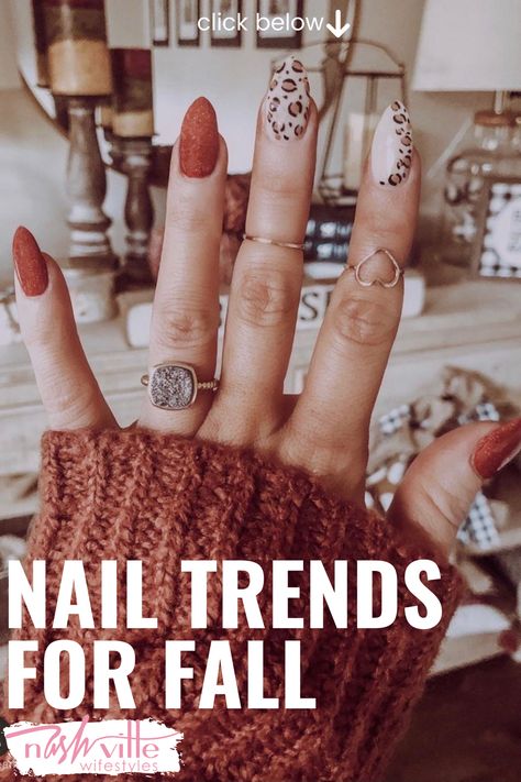 Click to see these fall nail trends on Nashville Wifestyles! Check out these nails acrylic almond, nails acrylic red and nails acrylic black. Fall nail designs autumn gel. Baddie nails are nails 2020 trends. Nail designs fall acrylic classy love glitter. Super cute fall nail colors dip powder. Nail ideas acrylic short square white. Nail art designs fall easy simple. Fall nail designs autumn burgundy. Fall nail designs autumn acrylics short. Fun fall nail colors gel polish. #nails #fall Fall Nails Ideas Dip Powder, Autumn Acrylics, Acrylics Short, Mom Nails, Stock Pile, Fall Acrylic, 2023 Nails, Light Pink Nails, Fall Nail Trends