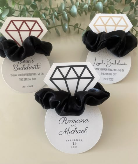 Bridesmaid proposal, scrunchies Bridesmaid Proposal Simple, Scrunchie Favors, Royal Blue Wedding Theme, Boho Wedding Favours, Souvenir Ideas, Souvenir Wedding, Bridal Shower Decorations Diy, Eid Stickers, Bridal Gift Wrapping Ideas