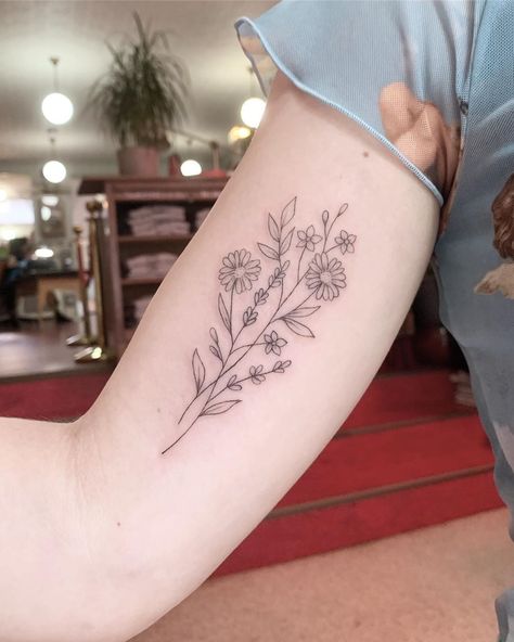 Flower Line Drawing Tattoo, Delicate Sleeve Tattoo For Women, Dainty Flower Tattoos, Flower Line Drawing, Line Drawing Tattoos, Small Girl Tattoos, Drawing Tattoo, Cute Tattoos For Women, Dainty Tattoos