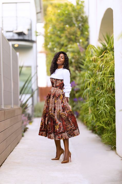 Black Hippie, Corset Outfit, Fit And Flare Skirt, Black Dress Outfits, Dream Dresses, Corset Belt, Floral Outfit, Church Outfits, African Fashion Dresses